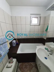 Royal Imobiliare - Vanzare apartament 3 camere zona Vest - foto 9