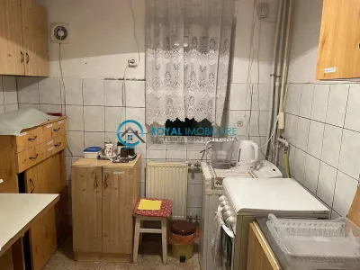 Royal Imobiliare - Vanzare apartament 3 camere zona Nord - foto 3