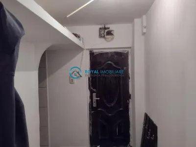 Royal Imobiliare - Vanzare apartament 2 camere zona Vest - foto 8