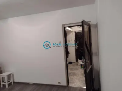 Royal Imobiliare - Vanzare apartament 2 camere zona Vest - foto 9