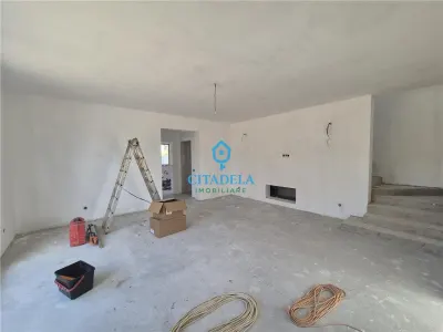 Casă premium 5 camere zona Kaufland  Alba Iulia - foto 4