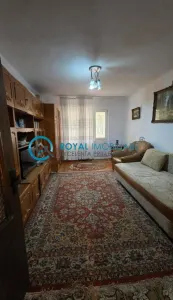 Royal Imobiliare - Vanzare apartament 3 camere zona Nord - foto 1