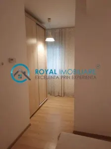 Royal Imobiliare - Inchiriere apartament 3 camere zona 9 Mai - foto 4
