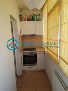 Royal Imobiliare - Inchiriere apartament 3 camere zona 9 Mai - foto 5