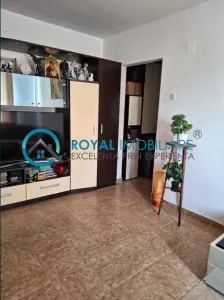 Royal Imobiliare - Vanzare apartament 2 camere zona Sud - foto 2