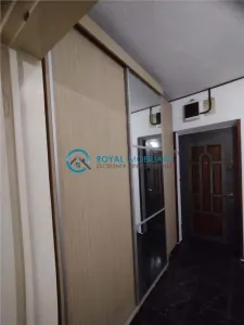 Royal Imobiliare - Vanzare apartament 4 camere zona Nord - foto 18