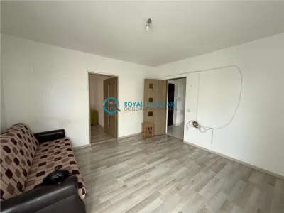 Royal Imobiliare - Vanzare Apartament zona Republicii - foto 2