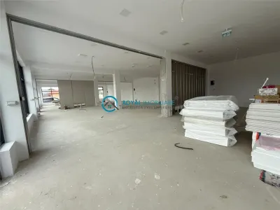 Royal Imobiliare - Inchiriere Spatiu Comercial Bucov - foto 4