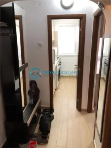 Royal Imobiliare - Vanzare apartament 3 camere zona Baraolt - foto 13