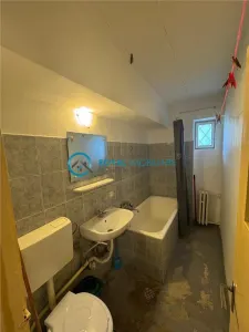 Royal Imobiliare - Vanzare garsoniera zona Malu Rosu - foto 6