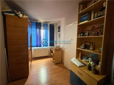 Royal Imobiliare - Vanzare apartament zona Vest - foto 4