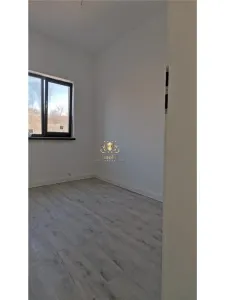 Casa pe parter  4 camere Bucium Barnova doar 120000 euro! Mutare imediata! - foto 10