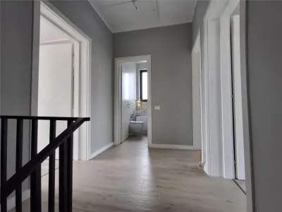 Casa de LUX construita si finisata impecabil!  Demisol-4 camere -3 bai- Bucium Visani.Comision 0!MUTARE IMEDIATA! - foto 6