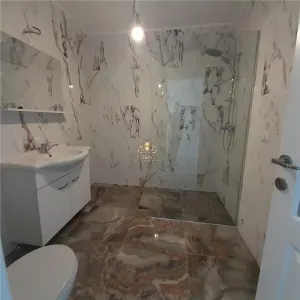 Apartament 3 camere LUX cu bucatarie mobilata si 151mp teren- Popas Pacurari linga Mega Image. - foto 8