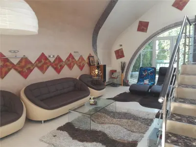 VILA SUPERBA PROIECT DEOSEBIT MIROSLAVA  LANGA MALL MIROSLAVA - foto 1
