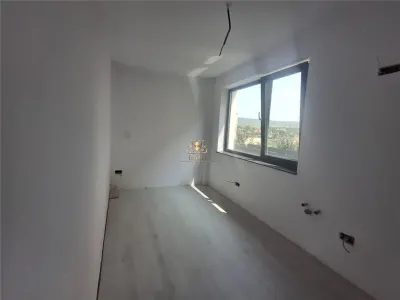 Vila moderna tip duplex Arcadia  Bucium .Finalizat! - foto 11