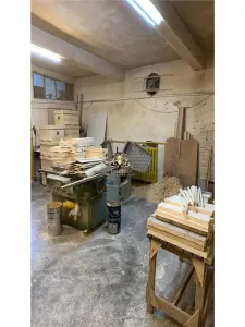 Investititie-Casa si hala de productie -732 mp teren centru Botosani! - foto 5