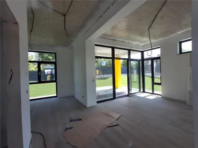 Casa moderna de LUX Bucium Visani la asfalt! Mutare rapida! - foto 3