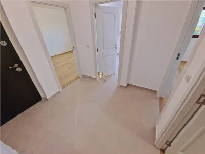 Apartament cu 2 camere decomandat  Cug-Lunca Cetatuii. 10 minute pina la mijloc de transport! Comision 0! - foto 4