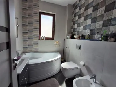 Vila  tip Duplex elegant cu mansarda si 400mp teren..Mutare imediata! - foto 17