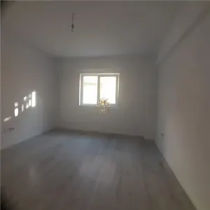 Apartament 3 camere cu 100 mp gradina si loc de parcare la doar 87000 euro! Vila cu 6 apartamente! - foto 5
