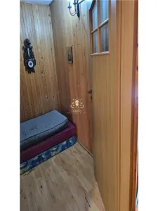 Casa de inchiriat in  Bucium Paun  pentru birouri/sediu de firma/depozit. - foto 15