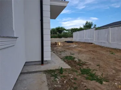 Casa 4 camere si 3 balcoane  460m teren Visani ! - foto 16