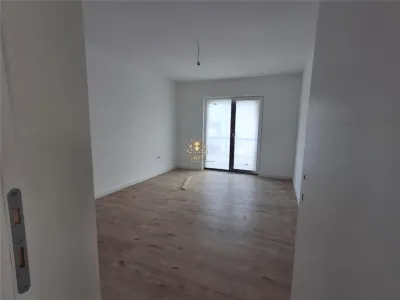 Casa 4 camere si 3 balcoane  460m teren Visani ! - foto 7
