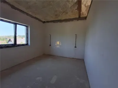 Vila moderna tip duplex  Bucium Visani la asfalt.Mutare rapida!  tva inclus. - foto 11