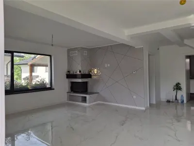 Casa 4 camere Bucium Barnova cu semineu - la asfalt finalizata! TVA inclus.Mutare imediata! - foto 2