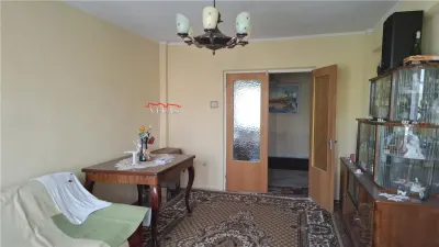 Apartament 3 camere, et 3, 75 mp, zona Primarie - foto 3