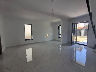 Casa 4 camere LUX  Visan la asfalt ! Mutare rapida! - foto 2