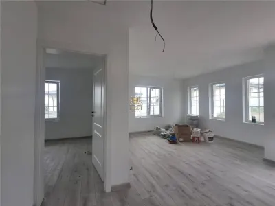 Casa parter la pret de apartament  Bucium -Visani! Mutare imediata! - foto 2