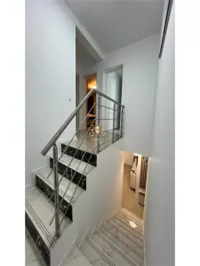 OFERTA-Casa NOUA mobilata! cu 4 camere  Visani la asfalt! Mutare imediata!Comision 0! Se accepta rest de plata sau rate! - foto 10