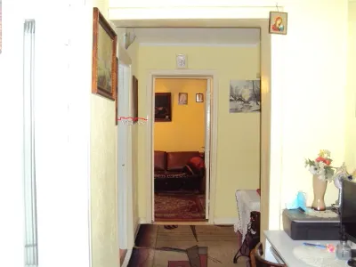 Apartament 3 camere, et 2, CT, zona Scoala nr 10 - foto 2