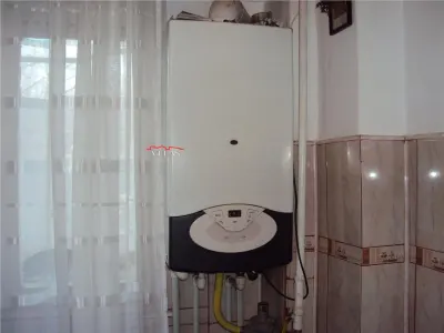 Apartament 3 camere, et 2, CT, zona Scoala nr 10 - foto 3