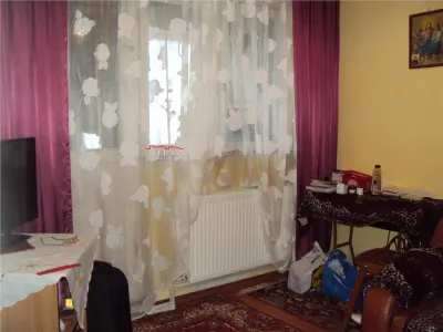 Apartament 3 camere, et 2, CT, zona Scoala nr 10 - foto 6