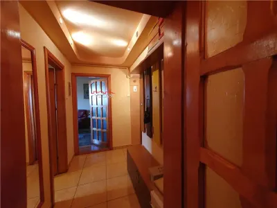 Apartament 4 camere, et 3, CT, izolat ext, Est, bdul Brailei - foto 9