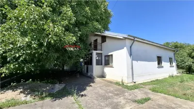 Casa Petresti, parter, s.c. 126 mp, cu teren 1250 mp - foto 20