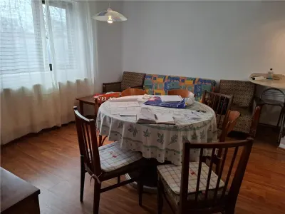 Casa Petresti, parter, s.c. 126 mp, cu teren 1250 mp - foto 7
