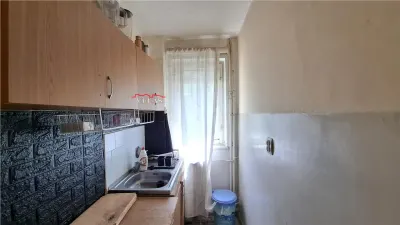 Apartament 2 camere, et 2, decomandat, Sud-Mausoleu - foto 3