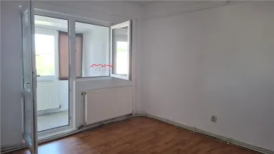 Apartament 2 camere, hol patrat, et 3, str Mare a Unirii - foto 2
