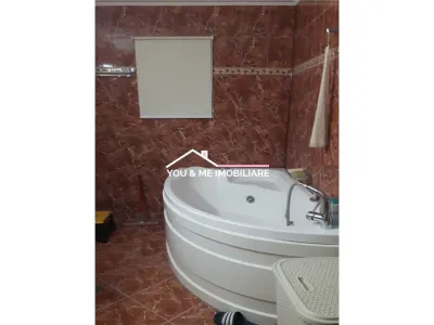 Mangalia vila P+1E de lux cartierul Dobrogea de vanzare - foto 18