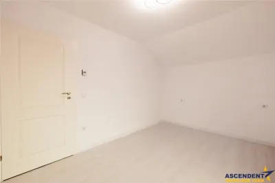 Vila noua in cartier rezidential, areal apreciabil, Halchiu, Brasov - foto 11