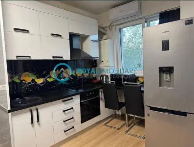 Royal Imobiliare - Inchiriere apartament 2 camere zona 9 Mai - foto 3
