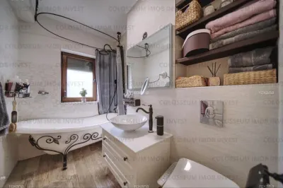 Apartament 3 camere | Curte Privata | Loc de parcare | Zona Sanpetru - foto 8
