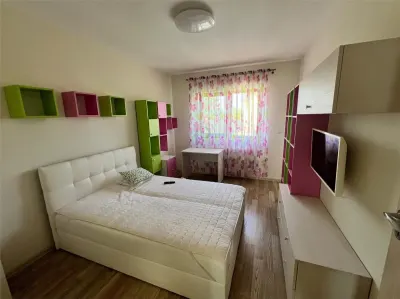 Duplex  - Asfalt - Zona excelenta -Toate utilitatile - foto 8