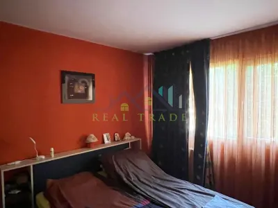 Apartament 3 camere etajul 1 zona Astra - foto 2