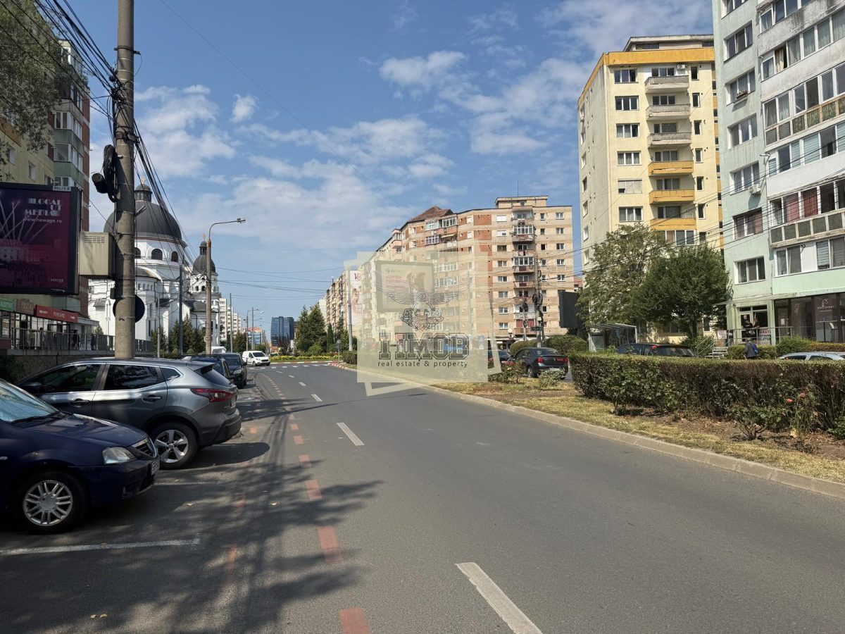 Apartament nou cu 4 camere si 2 bai pe Bulevardul Mihai Viteazu - Sibiu