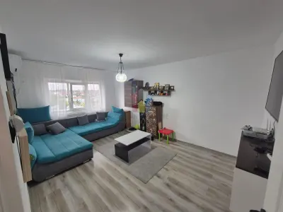 MOBILAT si UTILAT! Apartament 3 camere, zona Buzaului - foto 3